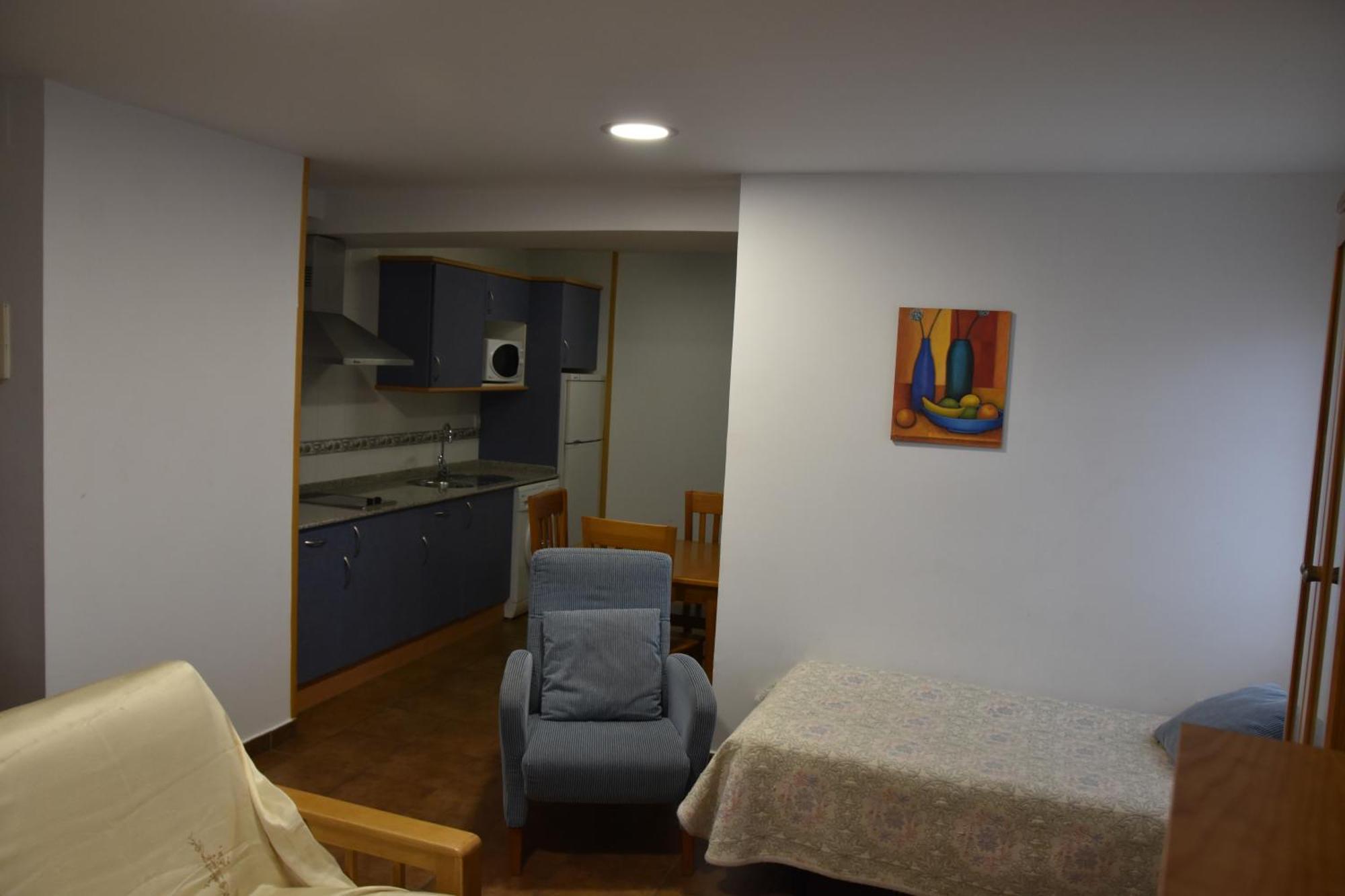 Aparthotel Tres Caminos El Grado Luaran gambar